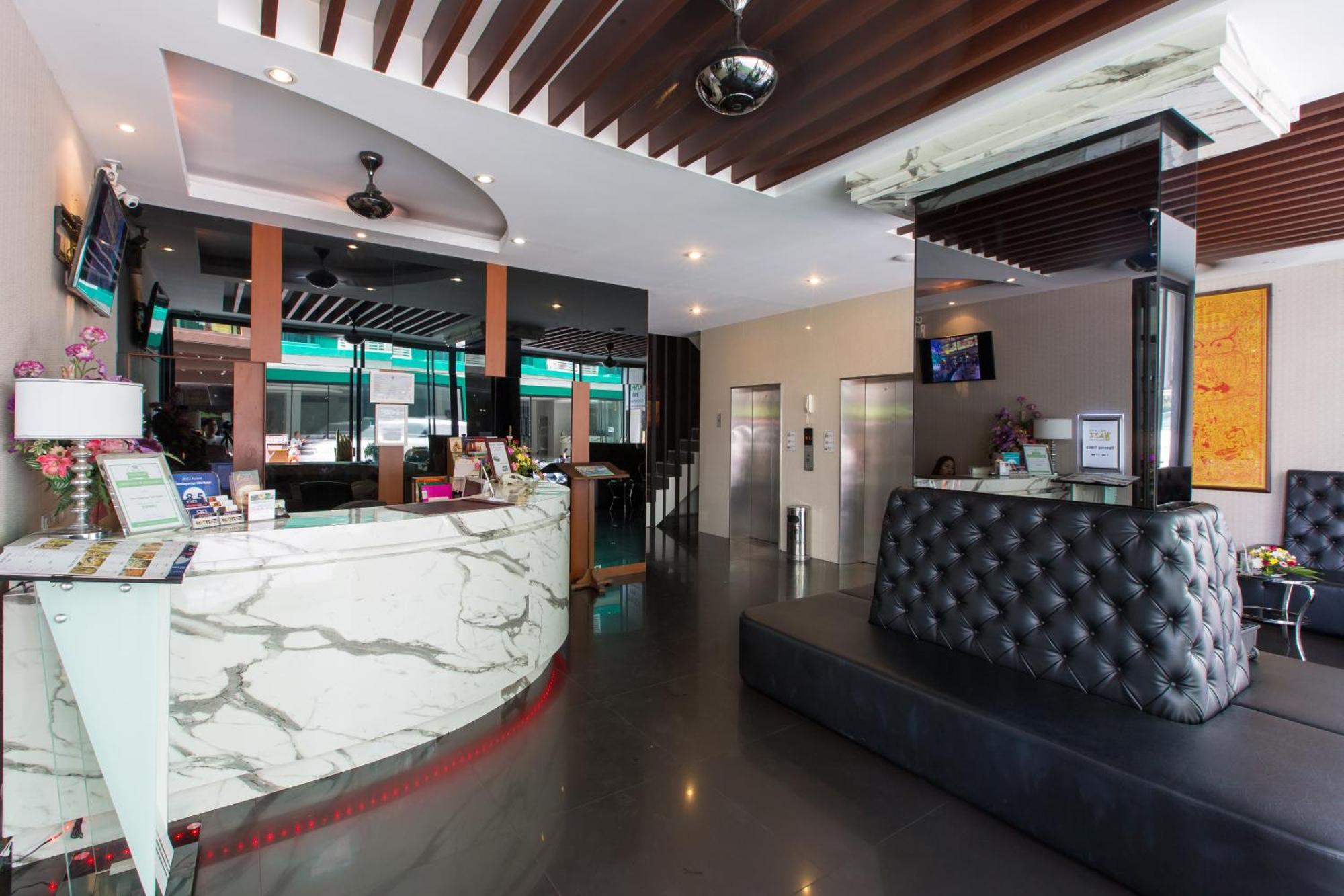 Hemingways Silk Hotel Patong Luaran gambar